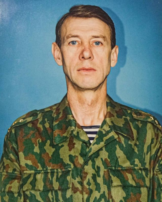 Ветеран нижнекамской пожарной охраны Борис Шишкин отметил 75летие Ветеран нижнекамской пожарной охраны Борис Шишкин отметил 75летие
