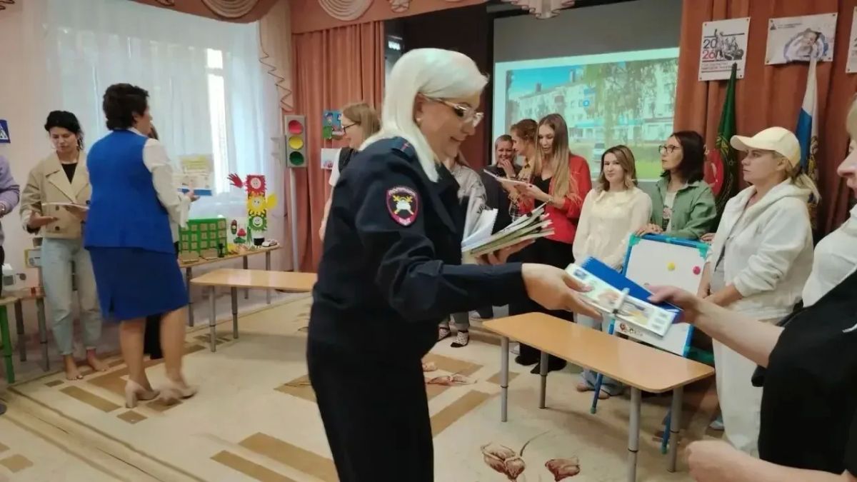 Безопасность детей на дороге начинается с семьи! Безопасность детей на дороге начинается с семьи!