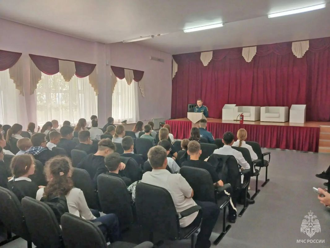 Знать, чтобы спастись: уроки безопасности в школах Аксубаево Знать, чтобы спастись: уроки безопасности в школах Аксубаево