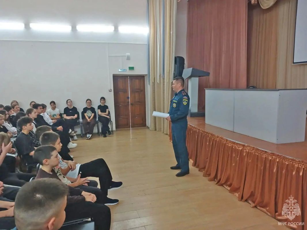 Знать, чтобы спастись: уроки безопасности в школах Аксубаево Знать, чтобы спастись: уроки безопасности в школах Аксубаево