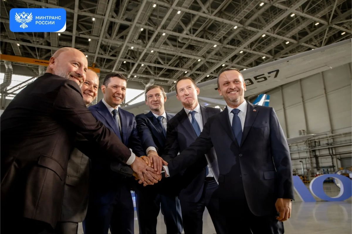 Подписан контракт на поставку 90 самолетов МС-21 Подписан контракт на поставку 90 самолетов МС-21