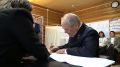Минтимер Шаймиев проголосовал на выборах депутатов Государственной Думы ФС РФ в избирательном участке в поселке Боровое Матюшино Лаишевского района республики