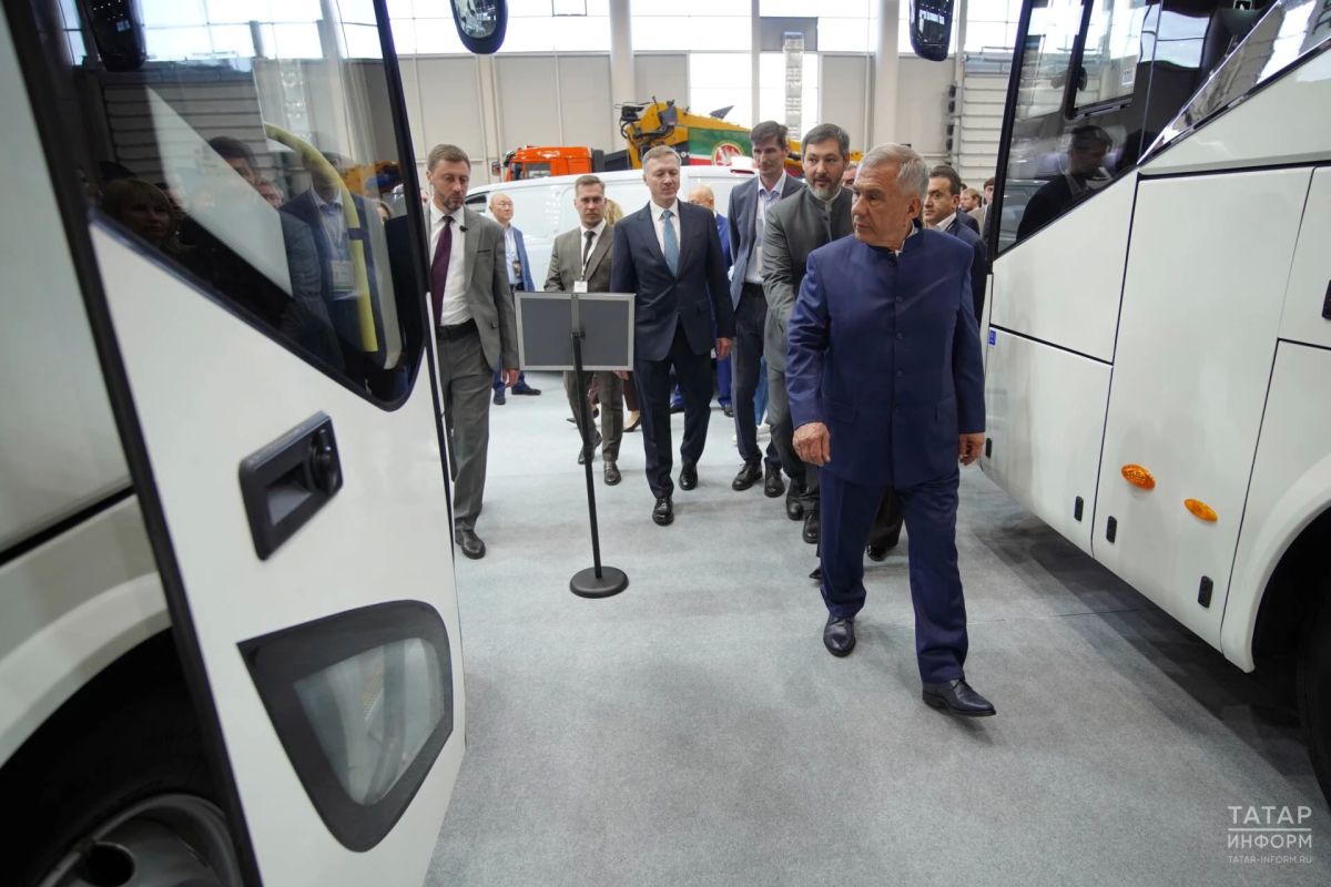 В Казани стартовала выставка коммерческих автомобилей Comtrans В Казани стартовала выставка коммерческих автомобилей Comtrans