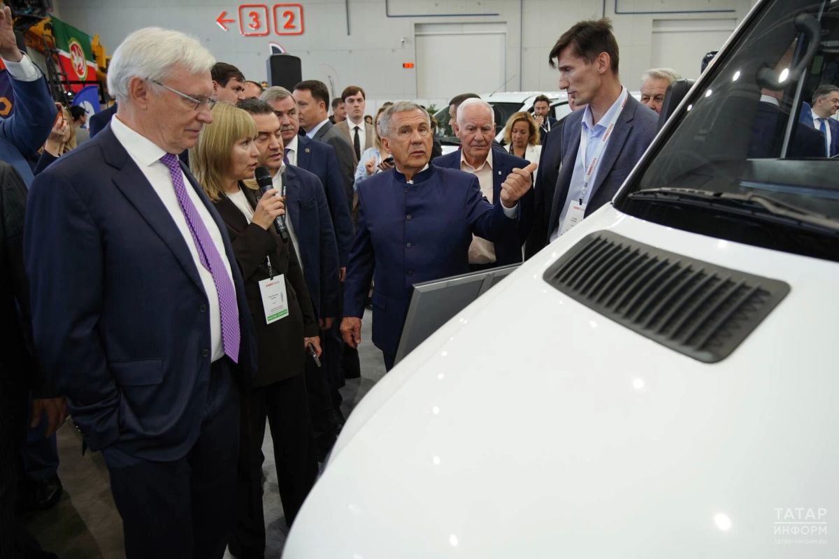 В Казани стартовала выставка коммерческих автомобилей Comtrans В Казани стартовала выставка коммерческих автомобилей Comtrans