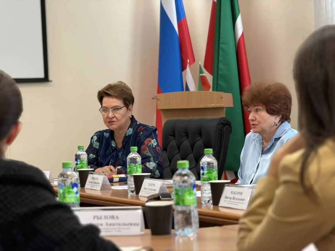 В Татарстане появится новый формат встреч с жителями по вопросам ЖКХ В Татарстане появится новый формат встреч с жителями по вопросам ЖКХ