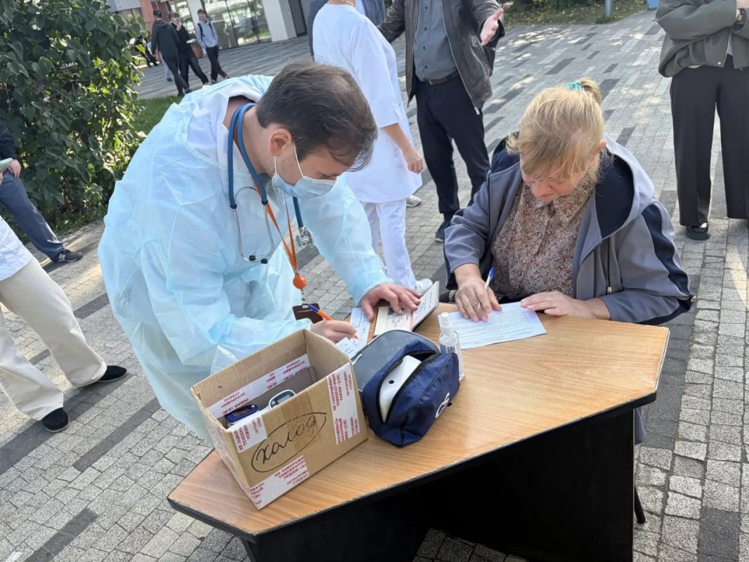 Сегодня в Казани начали работать пункты вакцинации от гриппа у метро Сегодня в Казани начали работать пункты вакцинации от гриппа у метро
