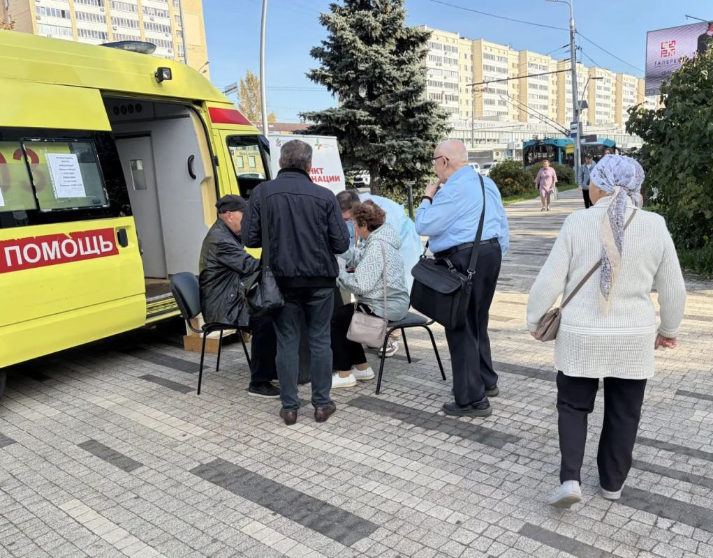 Сегодня в Казани начали работать пункты вакцинации от гриппа у метро Сегодня в Казани начали работать пункты вакцинации от гриппа у метро