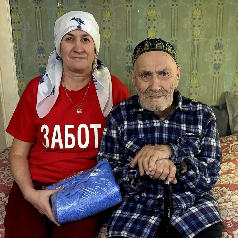 Знаете, что объединяет этих бабушек и дедушек на фото? Все они находятся на социальном обслуживании в привычной домашней обстановке или получают уход в стационаре Знаете, что объединяет этих бабушек и дедушек на фото? Все они находятся на социальном обслуживании в привычной домашней обстановке или получают уход в стационаре