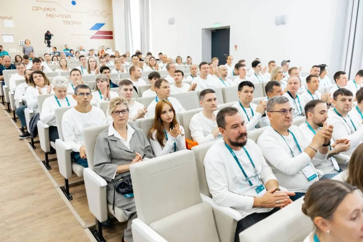 В Нижнекамске завершился VII Открытый отраслевой чемпионат СИБУРа «НефтеХимНавыки» В Нижнекамске завершился VII Открытый отраслевой чемпионат СИБУРа «НефтеХимНавыки»