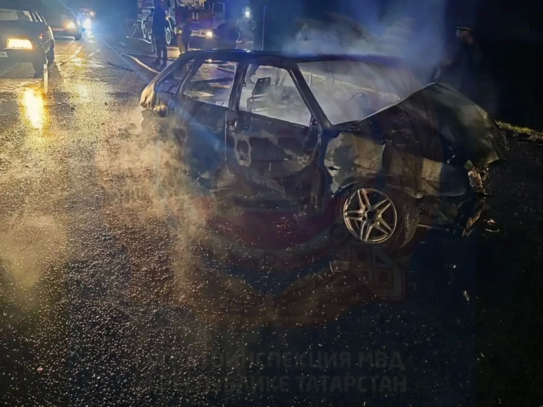 30 сентября в Сармановском районе 25-летний водитель автомобиля ВАЗ, по предварительным данным, совершил столкновение с автомобилем Лада Калина 30 сентября в Сармановском районе 25-летний водитель автомобиля ВАЗ, по предварительным данным, совершил столкновение с автомобилем Лада Калина