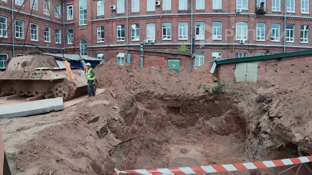 Стальной экспонат: немецкий танк времен ВОВ, найденный на территории университета в Казани, отправили в уральский музей военной техники