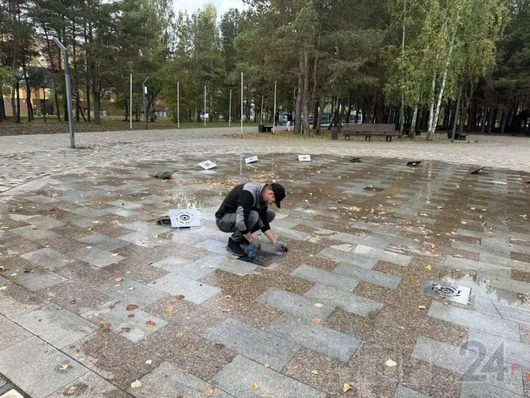 В Нижнекамске проводят консервацию фонтанов перед наступлением зимы