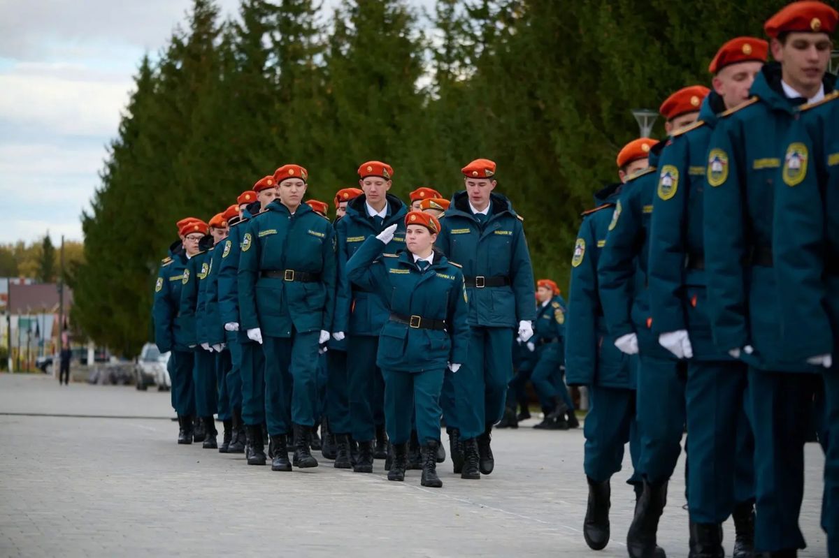 Верность призванию: день торжественной клятвы в Тетюшском колледже гражданской защиты Верность призванию: день торжественной клятвы в Тетюшском колледже гражданской защиты