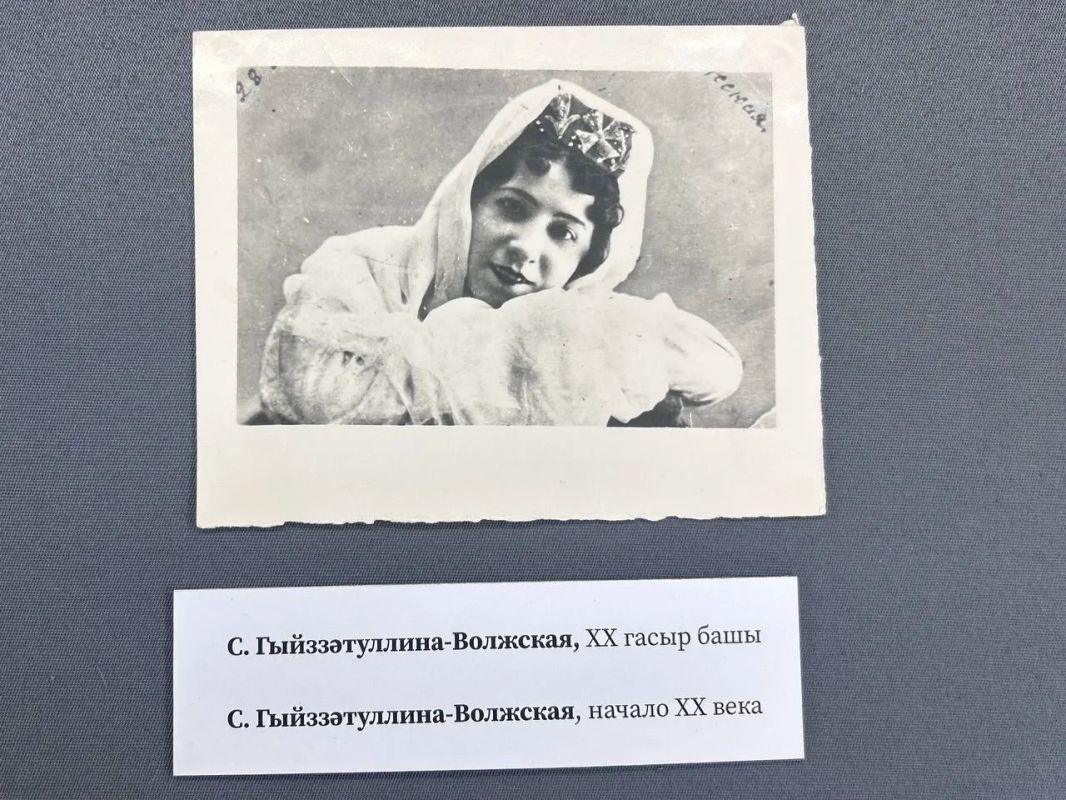 Буыннарны тоташтыручы схн яктысы: татар театрыны 120 еллыгына Буыннарны тоташтыручы схн яктысы: татар театрыны 120 еллыгына