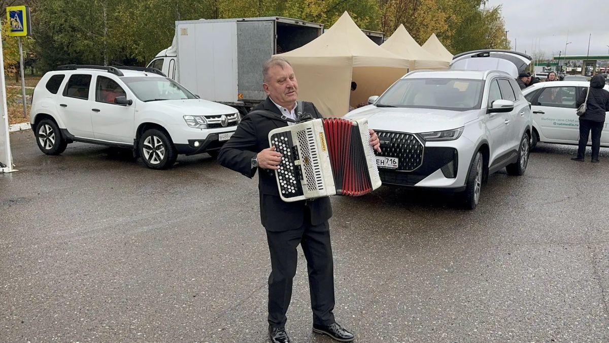 Началась торговля на сельхозярмарках Началась торговля на сельхозярмарках