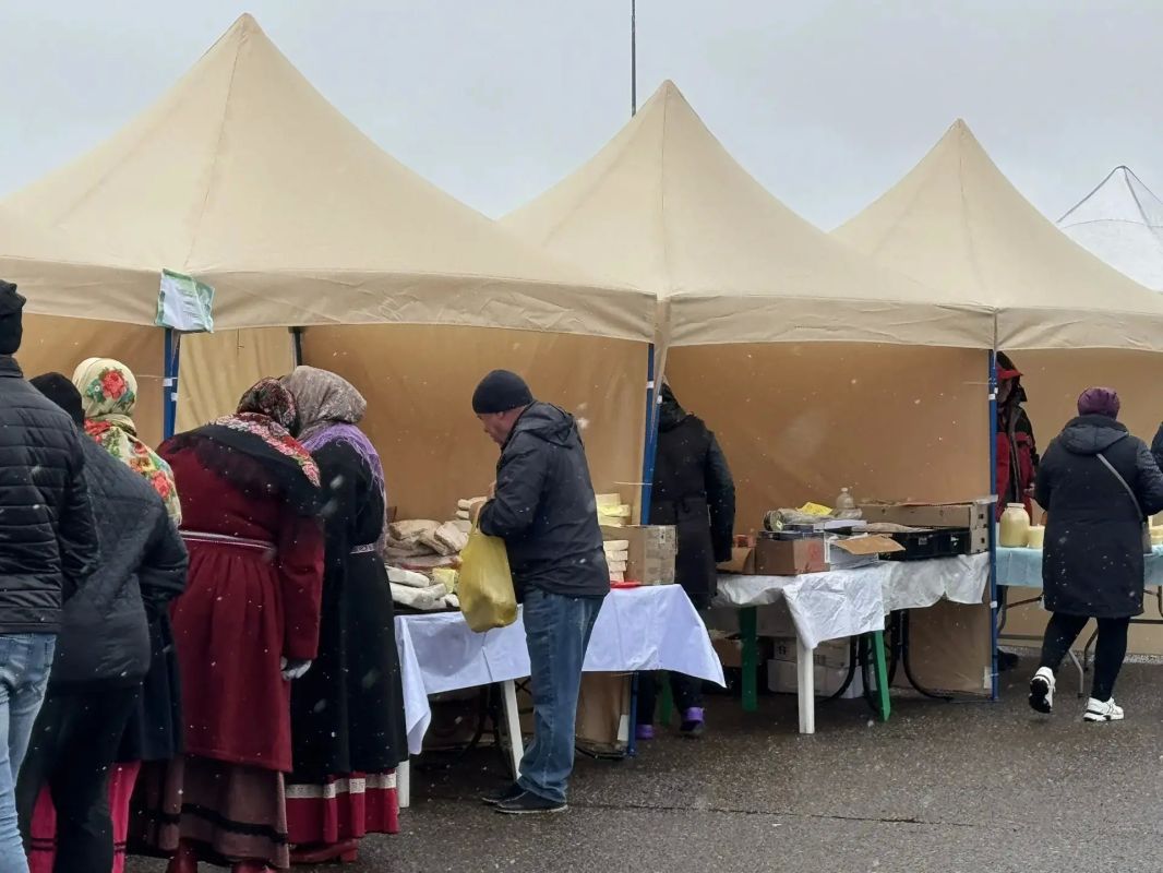 Началась торговля на сельхозярмарках Началась торговля на сельхозярмарках