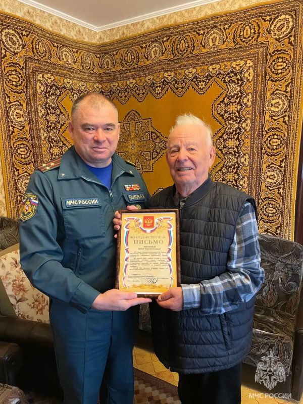 В Татарстане поздравили ровесника системы гражданской обороны, полковника в отставке Вадима Линтварева