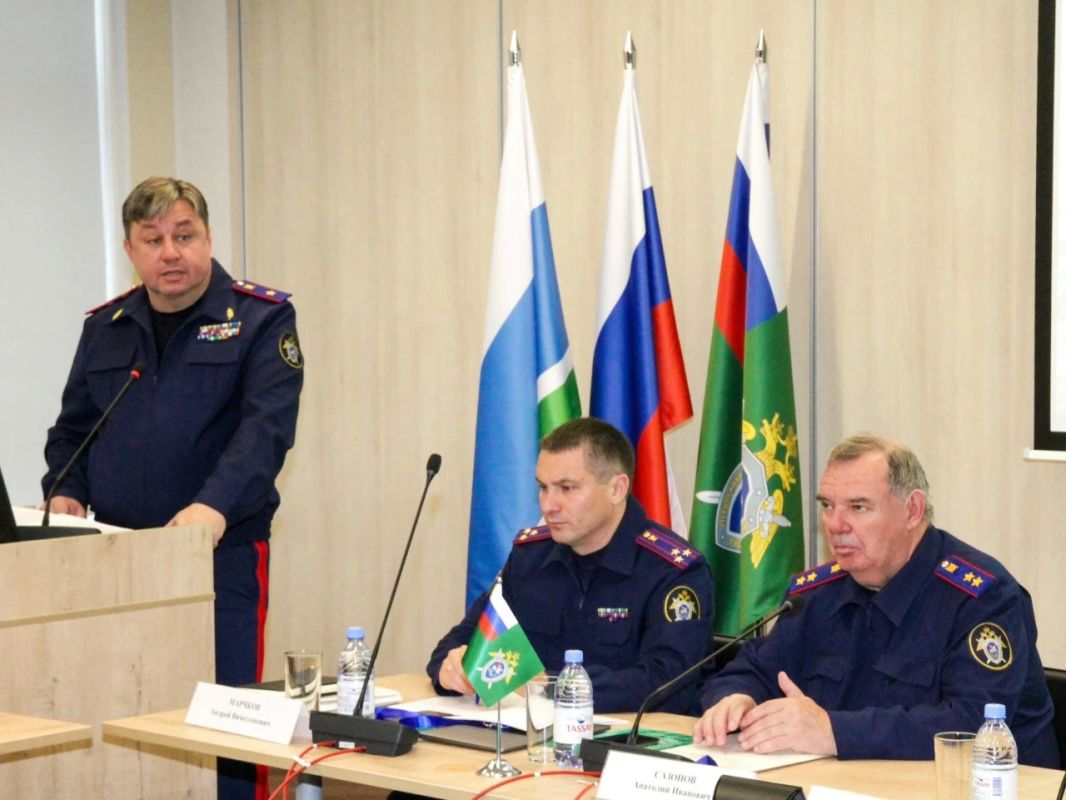 В Екатеринбурге стартовал первый всероссийский межведомственный учебнопрактический семинар по вопросам криминалистического сопровождения расследования преступлений, совершаемых организованными преступными формированиями В Екатеринбурге стартовал первый всероссийский межведомственный учебнопрактический семинар по вопросам криминалистического сопровождения расследования преступлений, совершаемых организованными преступными формированиями