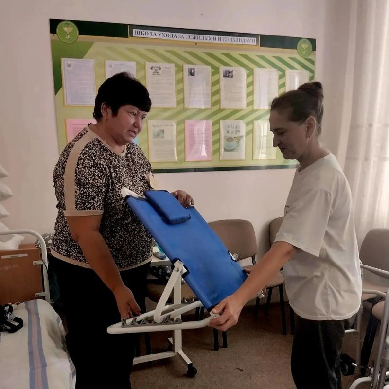 Уход за близким человеком, который нуждается в постоянной посторонней помощи, требует не только душевных сил, но и специальных навыков