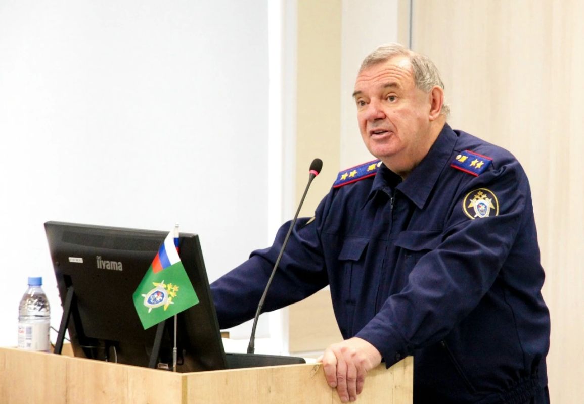 В Екатеринбурге стартовал первый всероссийский межведомственный учебнопрактический семинар по вопросам криминалистического сопровождения расследования преступлений, совершаемых организованными преступными формированиями В Екатеринбурге стартовал первый всероссийский межведомственный учебнопрактический семинар по вопросам криминалистического сопровождения расследования преступлений, совершаемых организованными преступными формированиями