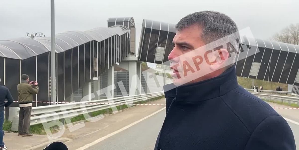 Обрушение надземного пешеходного перехода в Кощаково прокомментировал заместитель директора Главтатдортранса Зульфат Ханмурзин