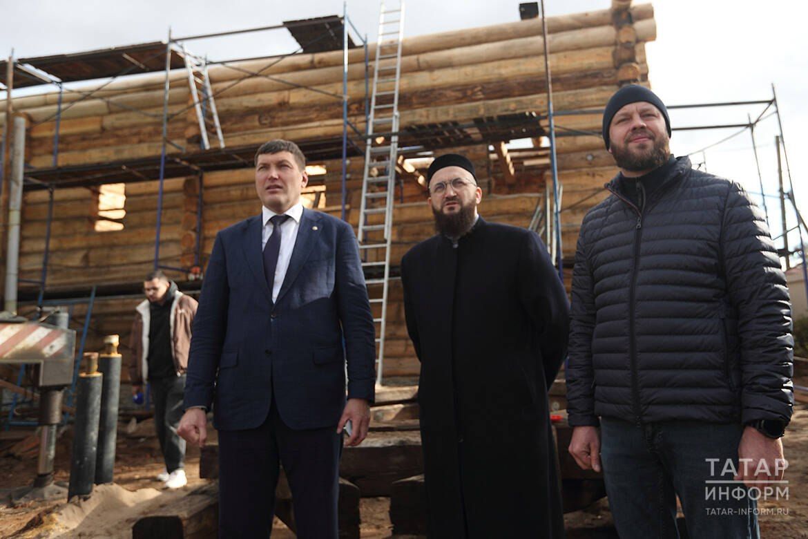В Асан-Елге реставрируют одну из древнейших деревянных мечетей России