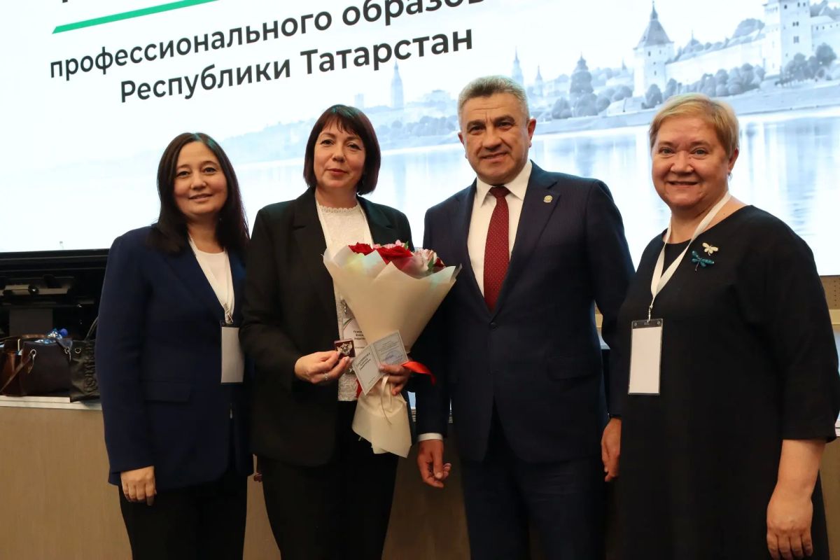 Минобрнауки РТ разработает дорожную карту развития среднего профобразования Минобрнауки РТ разработает дорожную карту развития среднего профобразования