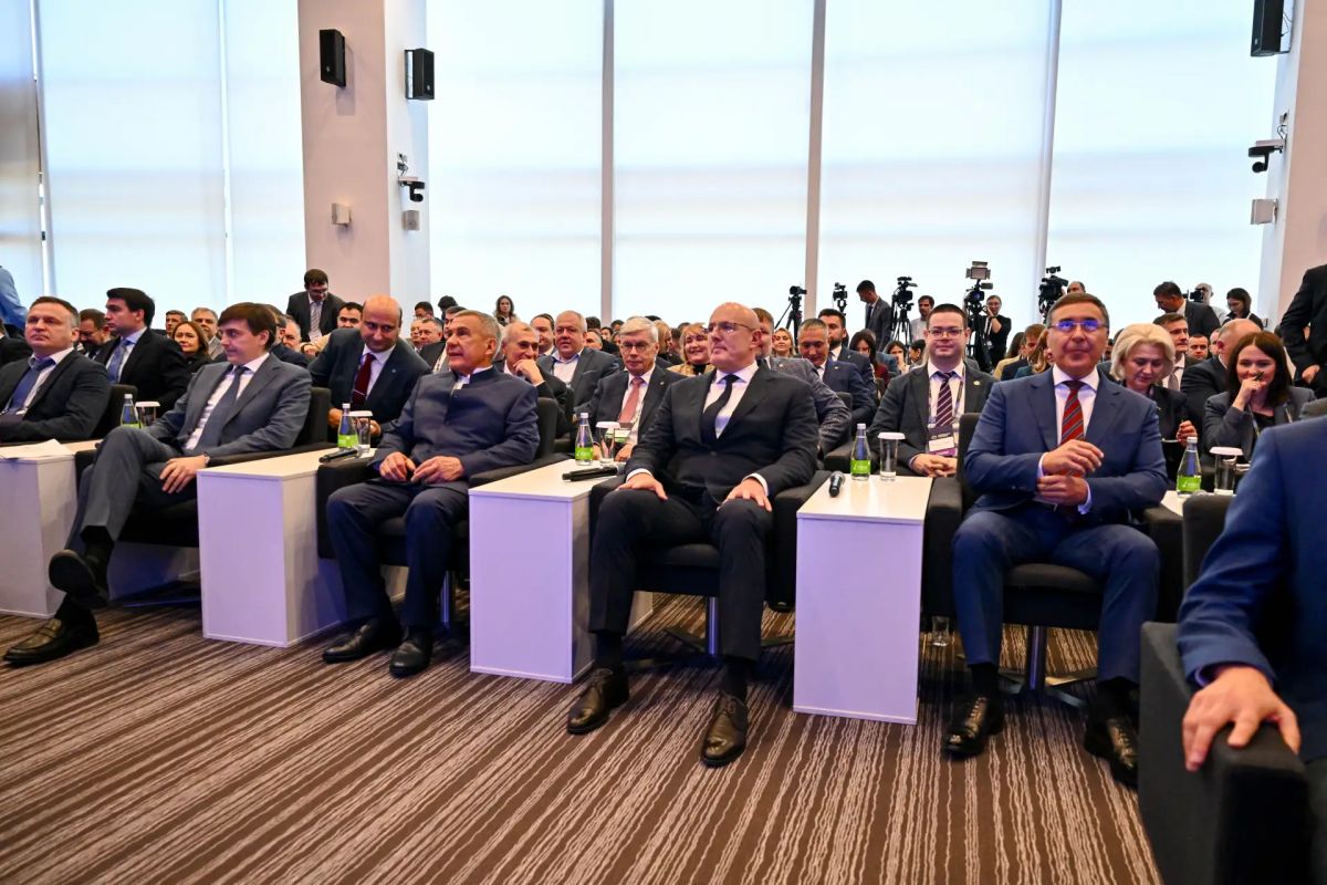 Татарстан рассматривает искусственный интеллект как один из важнейших драйверов экономического роста Татарстан рассматривает искусственный интеллект как один из важнейших драйверов экономического роста