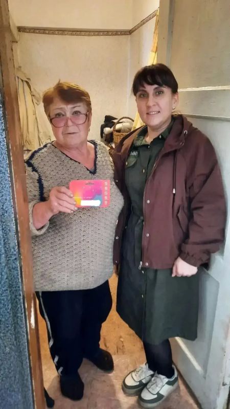 Спасибо за опыт и преданность делу: сотрудники Минэкологии продолжают навещать своих наставников Спасибо за опыт и преданность делу: сотрудники Минэкологии продолжают навещать своих наставников