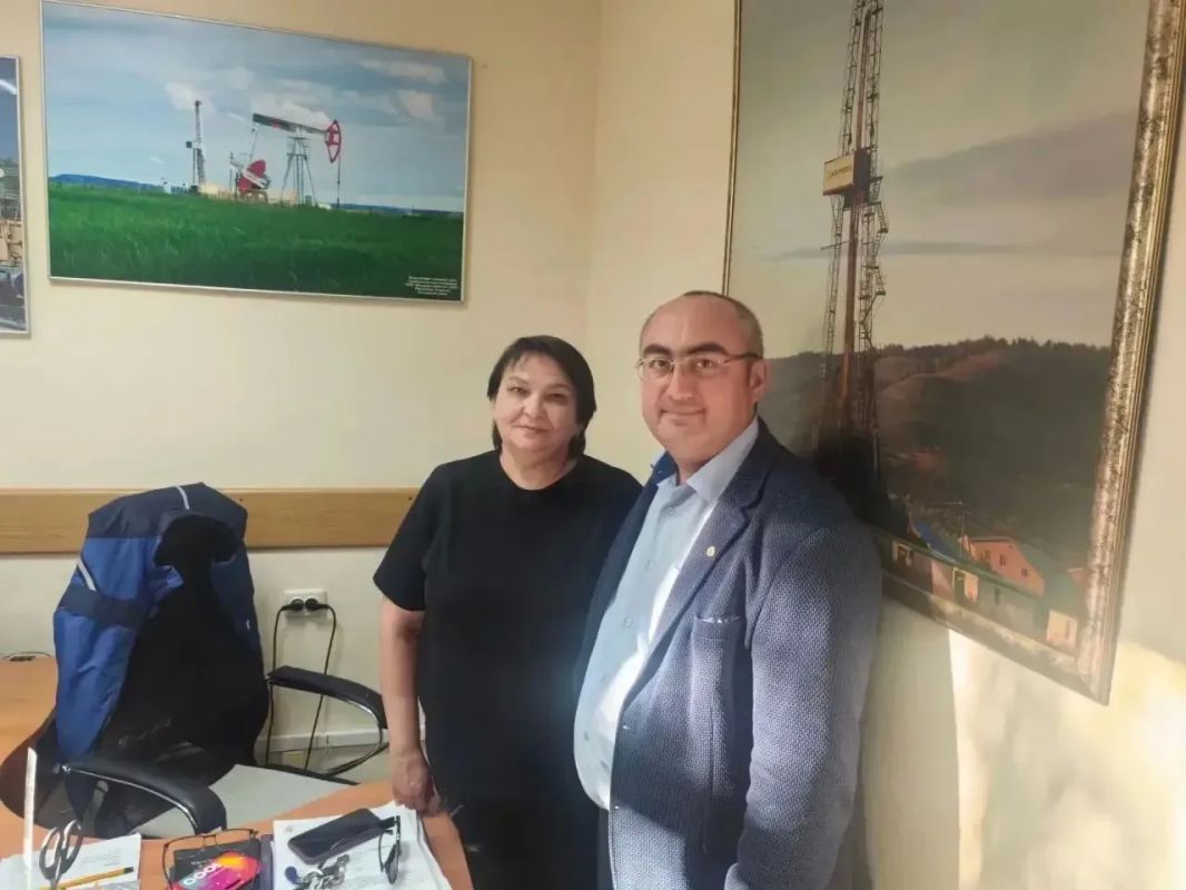 Спасибо за опыт и преданность делу: сотрудники Минэкологии продолжают навещать своих наставников Спасибо за опыт и преданность делу: сотрудники Минэкологии продолжают навещать своих наставников