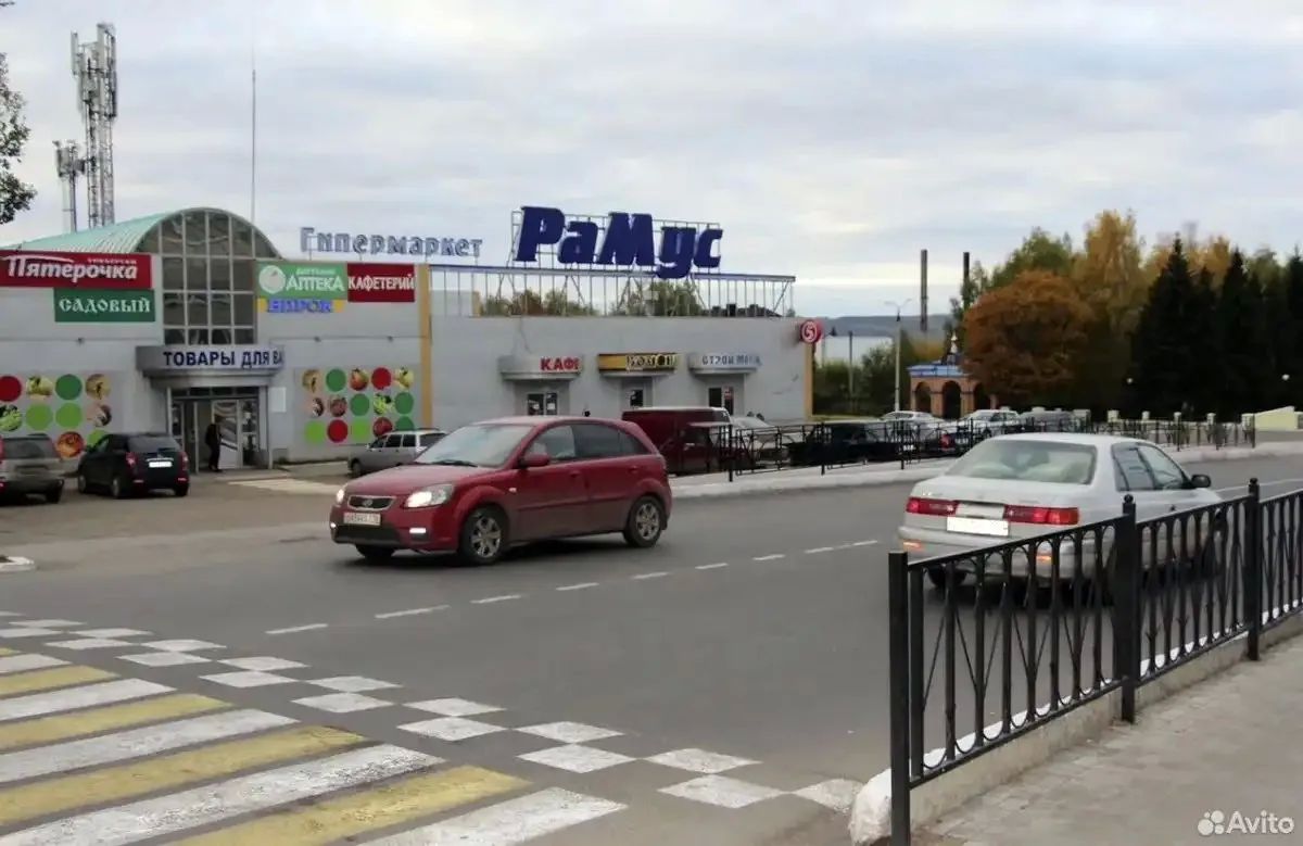 Выставлен на продажу торговый центр «Рамус» в посёлке Красный Ключ в Нижнекамске