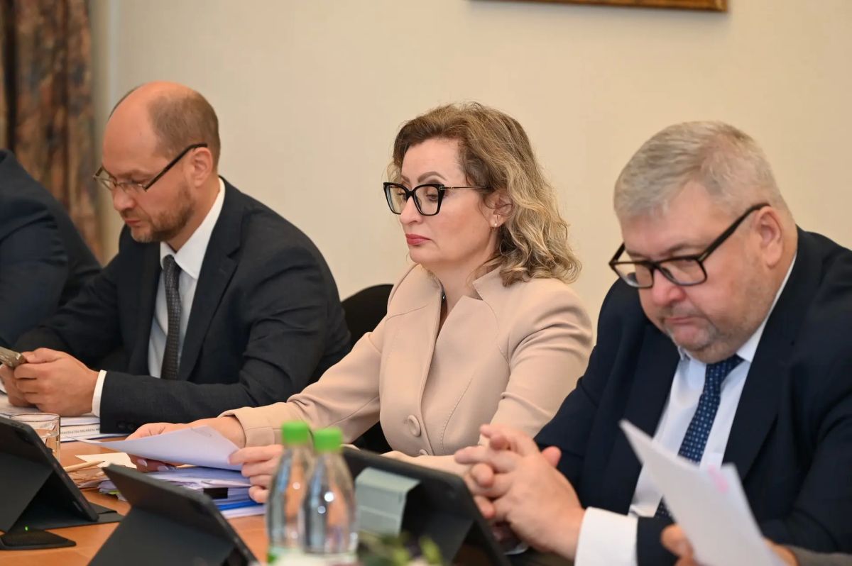Законопроект о бюджете республики рассмотрен на заседании Комитета по законности и правопорядку Законопроект о бюджете республики рассмотрен на заседании Комитета по законности и правопорядку