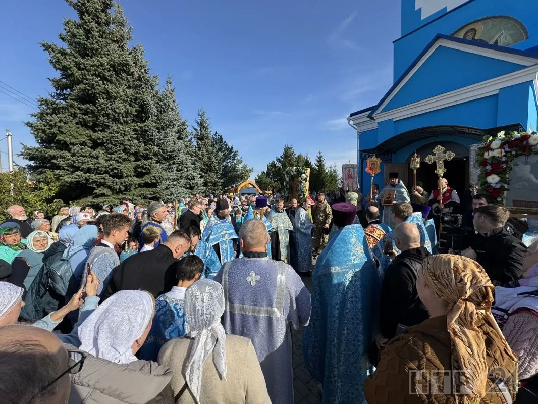 В Нижнекамске проходит 22й крестный ход в честь Покрова Пресвятой Богородицы В Нижнекамске проходит 22й крестный ход в честь Покрова Пресвятой Богородицы