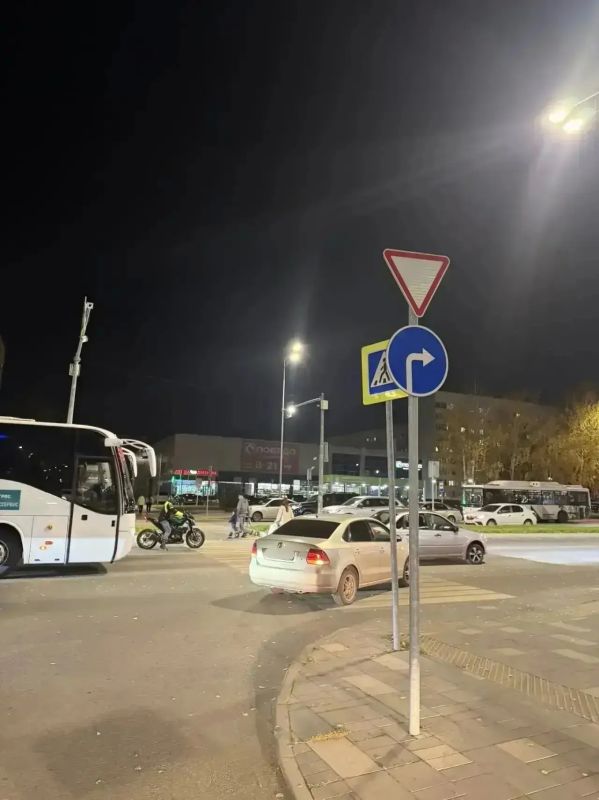 В Нижнекамске 75-летнюю пенсионерку сбил автомобиль, когда она переходила дорогу по нерегулируемому пешеходному переходу В Нижнекамске 75-летнюю пенсионерку сбил автомобиль, когда она переходила дорогу по нерегулируемому пешеходному переходу
