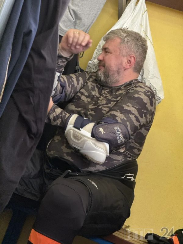 Сегодня в Камских Полянах проходит хоккейный турнир «Камская энергия» Сегодня в Камских Полянах проходит хоккейный турнир «Камская энергия»
