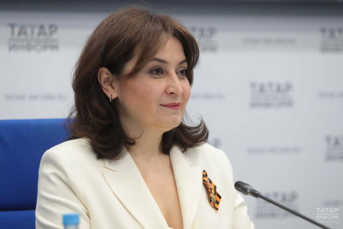 Лейла Фазлеева поздравила жителей Татарстана с Днём отца