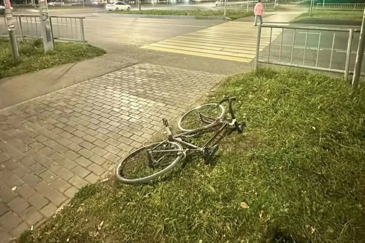 В Челнах 13-летний велосипедист попал под колеса автомобиля