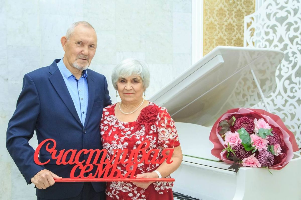 Золотая свадьба: 50 лет любви и семейного тепла