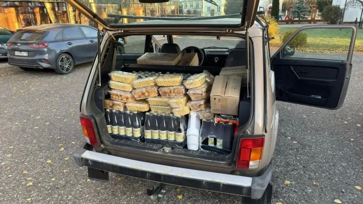 Сегодня в очередной гуманитарный конвой отправились ветераны ОМВД по Алексеевскому району
