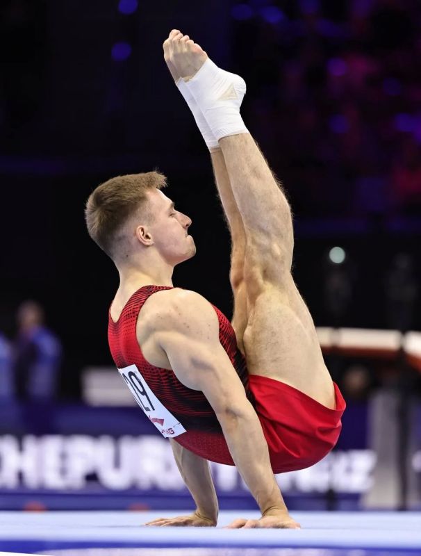 Даниел Маринов – в трёх финалах чемпионата мира по спортивной гимнастике Даниел Маринов – в трёх финалах чемпионата мира по спортивной гимнастике