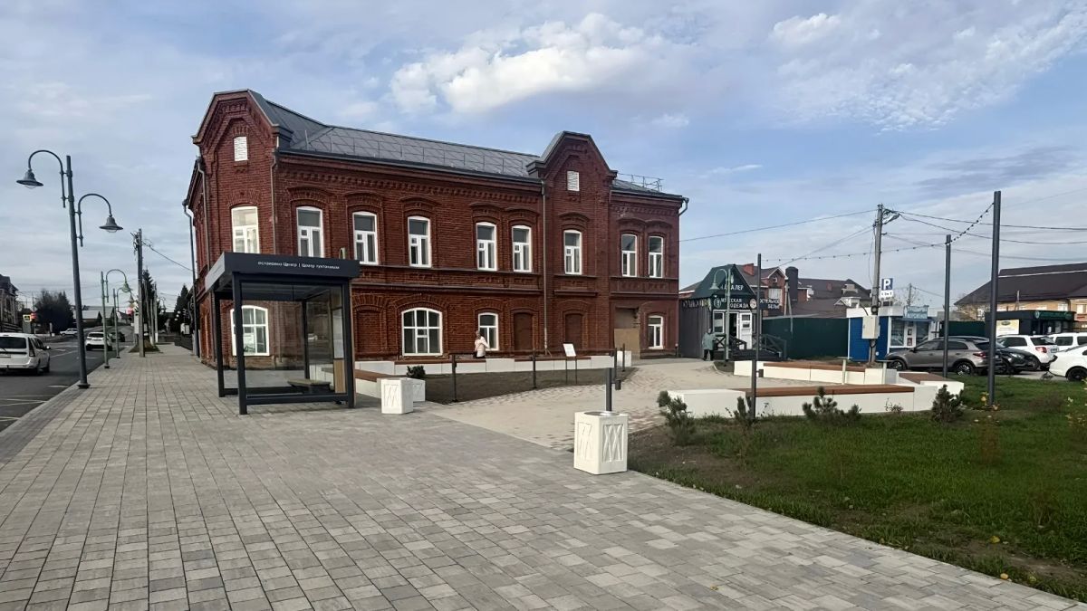 #благоустройство. В Арске завершили вторую очередь благоустройства исторического центра В текущем году работы проводились на улице Банковская: установили наружное освещение