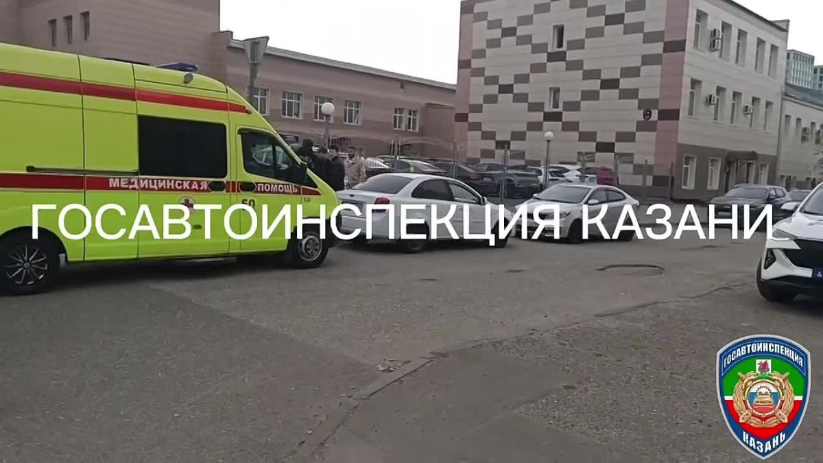 Момент аварии на Гафури опубликовала ГАИ Казани