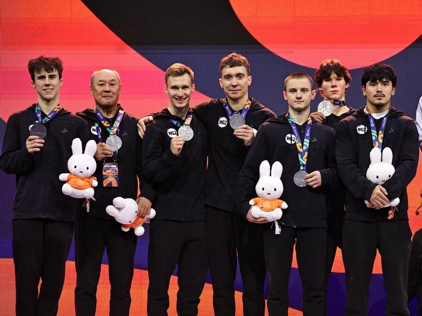 Казанский гимнаст Даниел Маринов завоевал серебро чемпионата мира