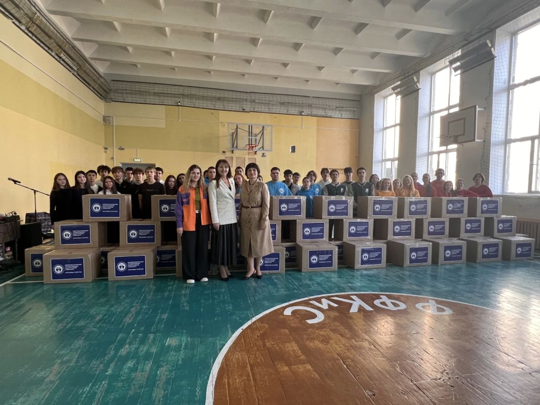 Из Казани и Набережных Челнов отправили новые партии гуманитарной помощи Из Казани и Набережных Челнов отправили новые партии гуманитарной помощи