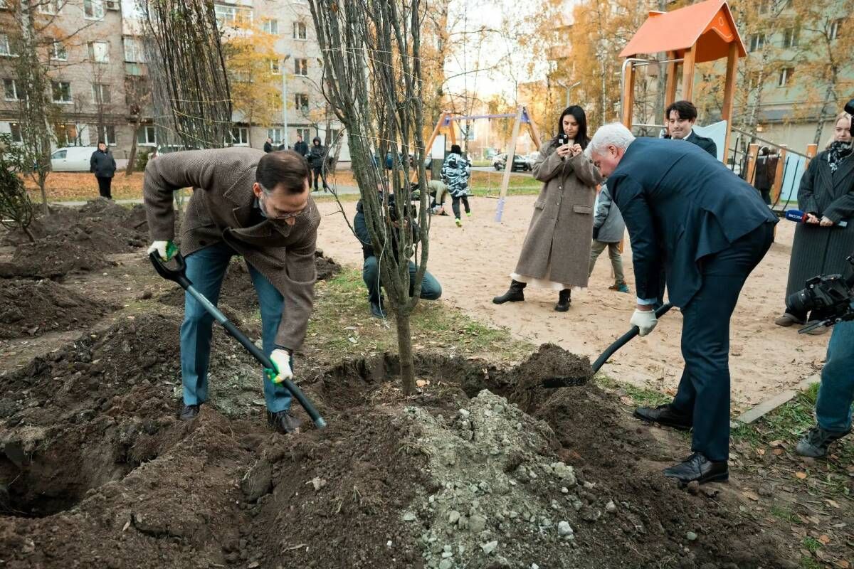 «Чтобы дети гоняли в футбол, а не в телефон» «Чтобы дети гоняли в футбол, а не в телефон»