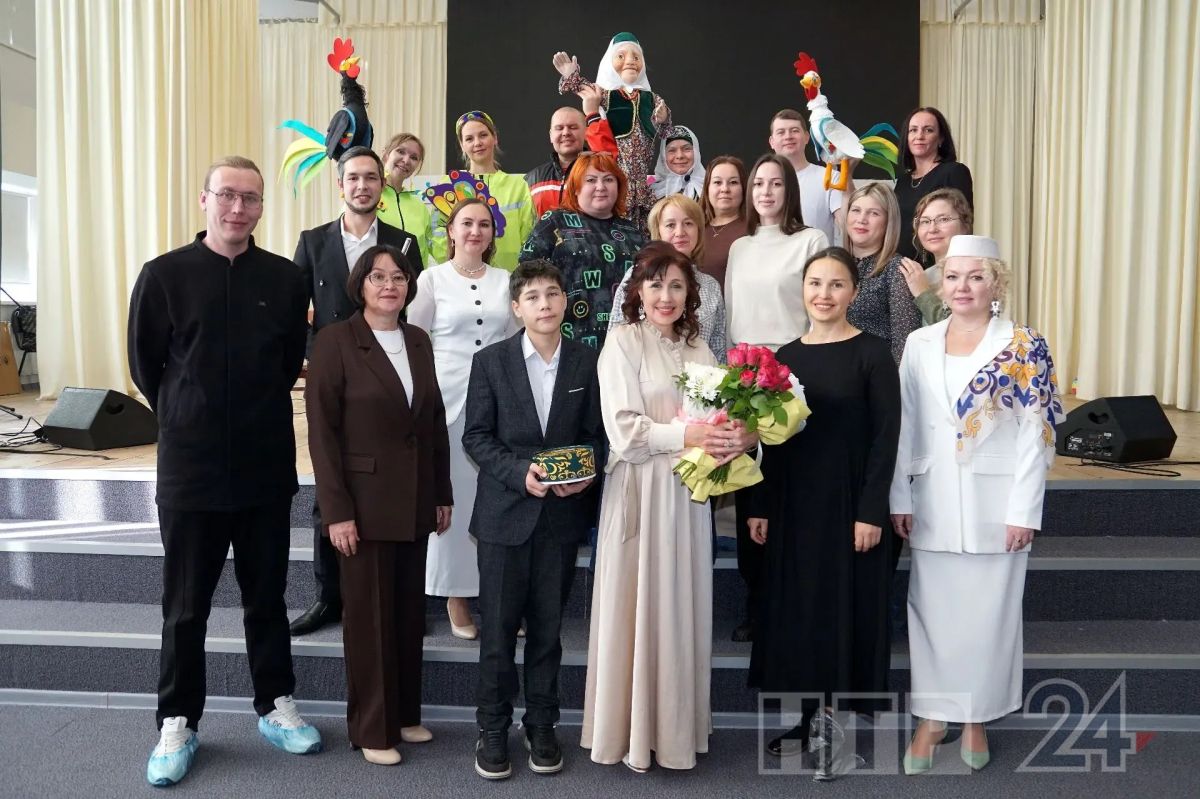 Кукольный театр «Сенеч» представил премьеру по сказке Абдуллы Алиша «Чукмар белн Тукмар» Кукольный театр «Сенеч» представил премьеру по сказке Абдуллы Алиша «Чукмар белн Тукмар»
