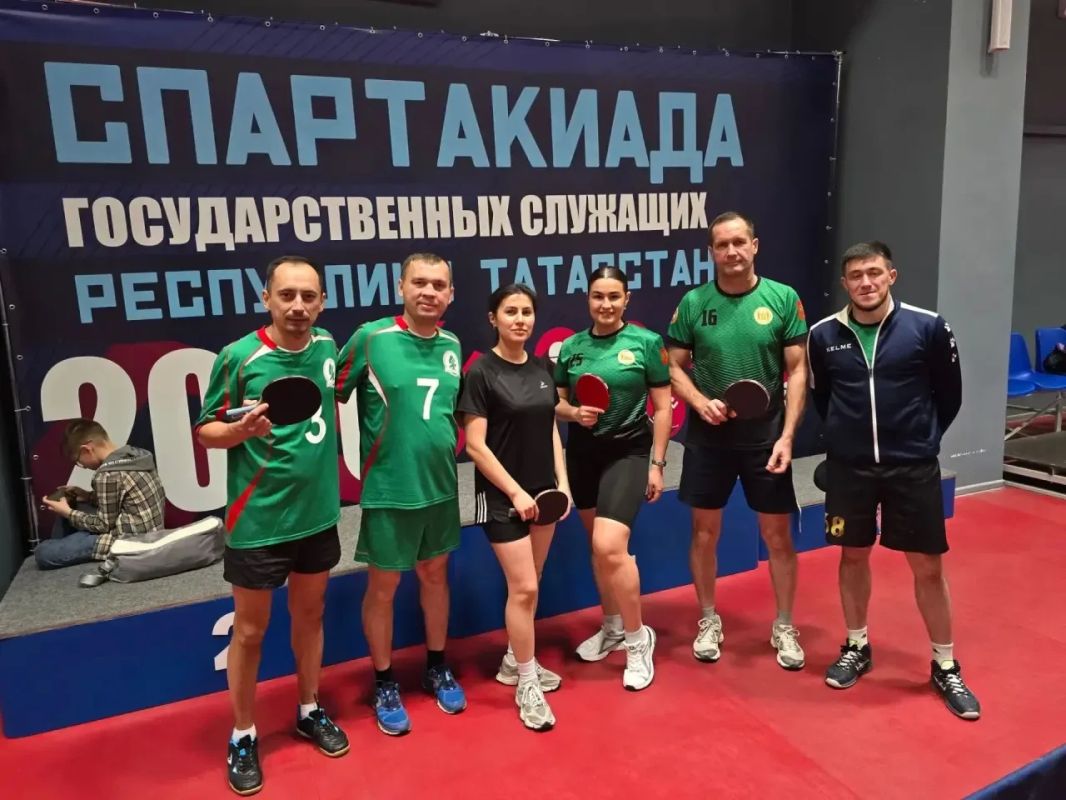 Экологи продолжают активно участвовать в Спартакиаде госслужащих! Наши спортсмены вошли в десятку лучших команд по настольному теннису! Экологи продолжают активно участвовать в Спартакиаде госслужащих! Наши спортсмены вошли в десятку лучших команд по настольному теннису!