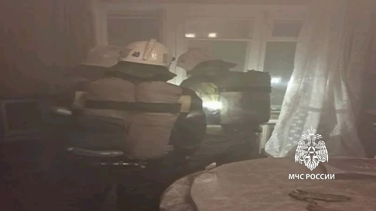 Пожар на балконе в Казани: 69летняя женщина госпитализирована с отравлением