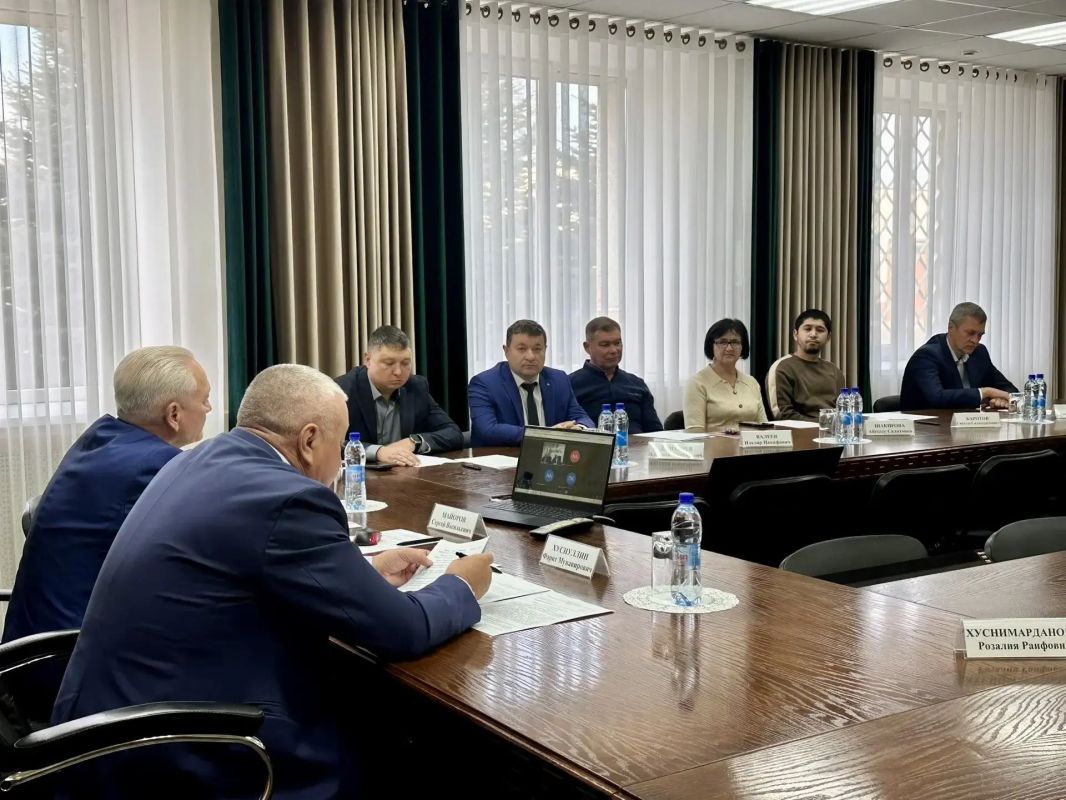 В Сармановском районе обсудили перспективы развития предприятий В Сармановском районе обсудили перспективы развития предприятий