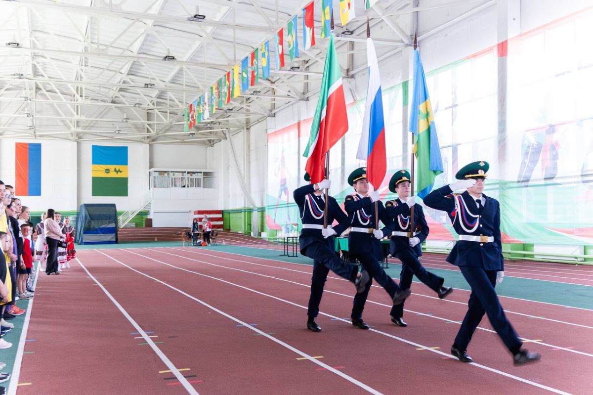 «Семейная команда»: спорт, азарт и море эмоций! «Семейная команда»: спорт, азарт и море эмоций!
